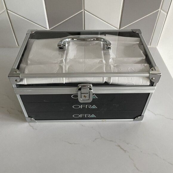 OFRA PRO Professional Makeup Kit Set Exclusive Clear Case NEW - Picture 1 of 4